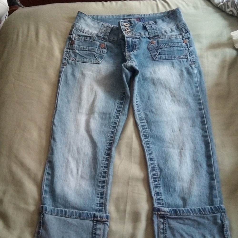 Angels Capris